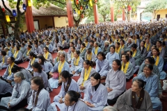 Hà Nội: Hàng nghìn Phật tử Đạo tràng Pháp Hoa về dự khóa tu kỷ niệm ngày Phật thành đạo